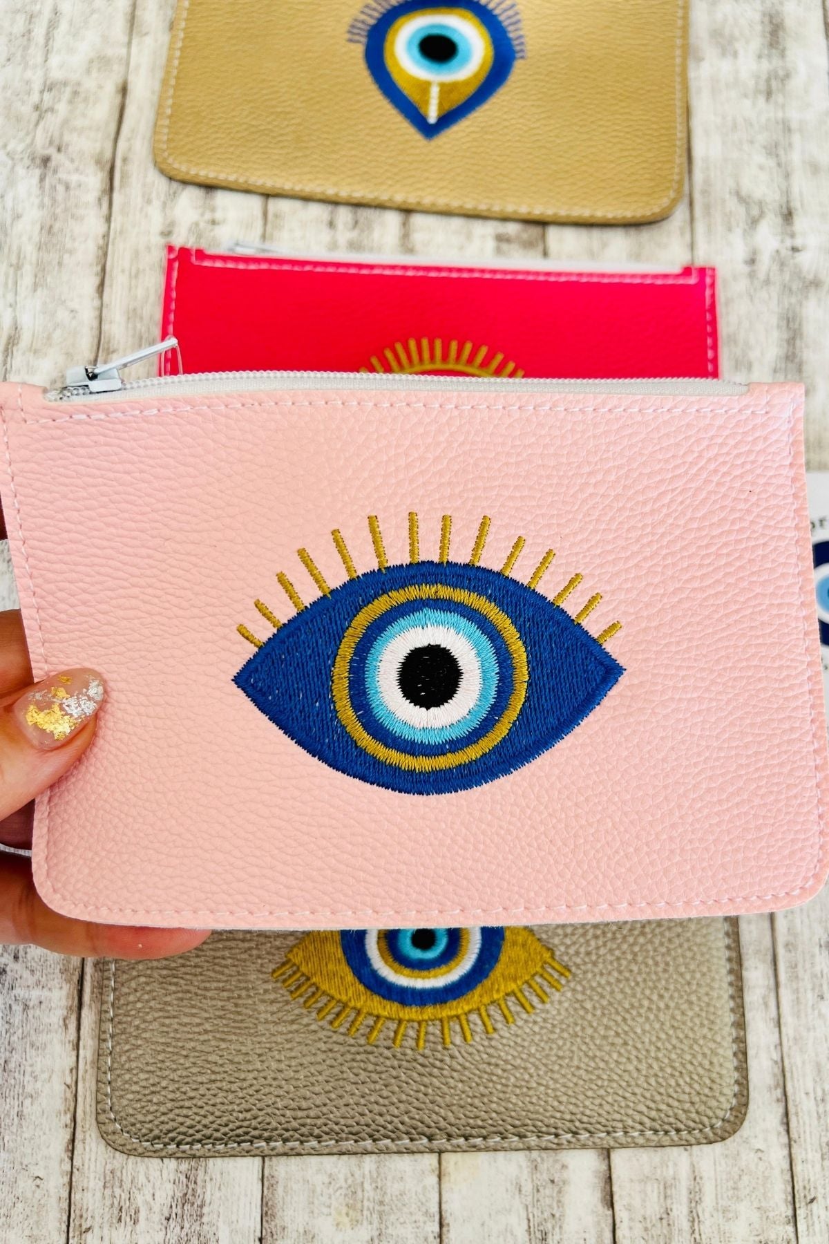 Şans ve Koruma - Nazar Boncuk Nakışlı El Çantası